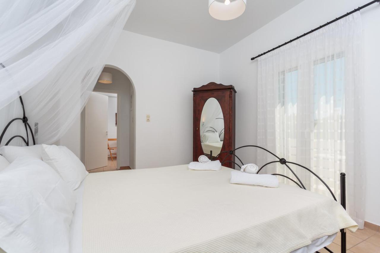 Tzane Studios & Apartments - Steps Away From Golden Beach Chrisi Akti  Exterior foto